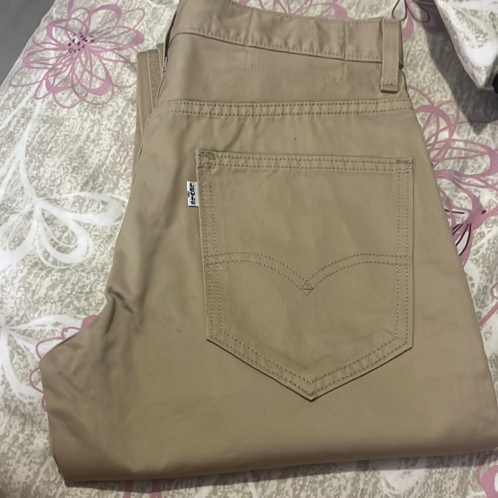 511 tan Levis trousers 29 x 30
